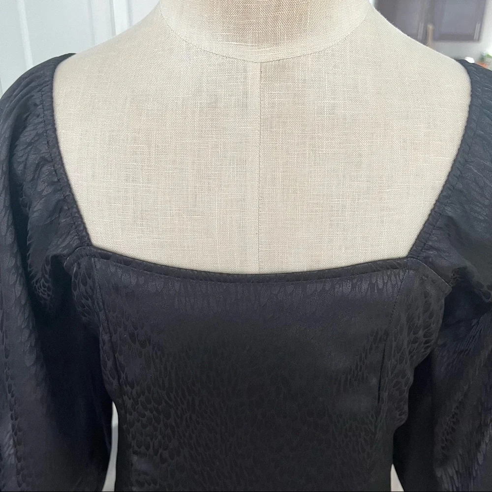 Saltwater Luxe Tenley Top - Picture 5 of 10